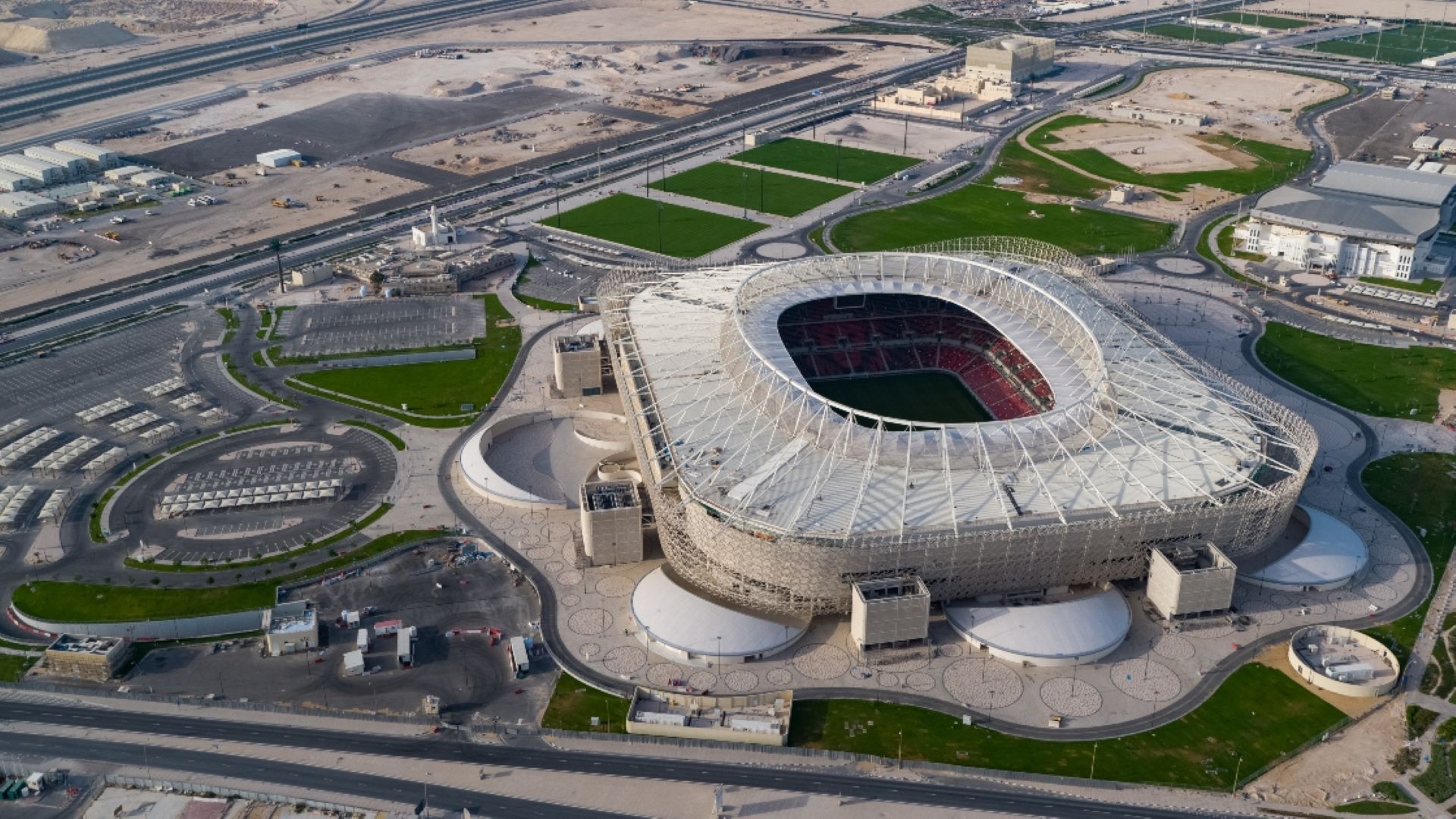 hmad Bin Ali Stadium picture in the city of Umm Al Afaei